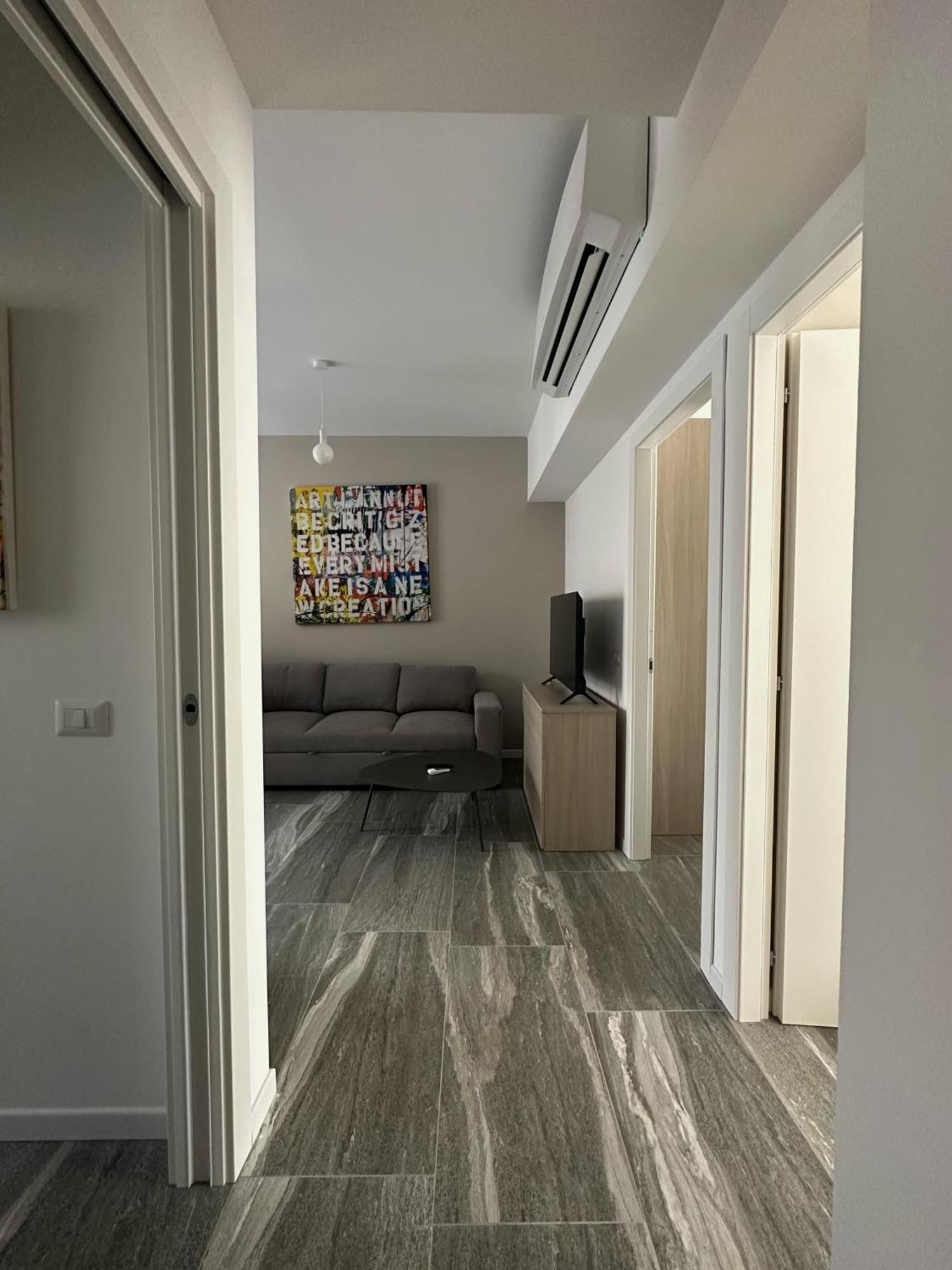 Essential Apartment Sesto San Giovanni Εξωτερικό φωτογραφία