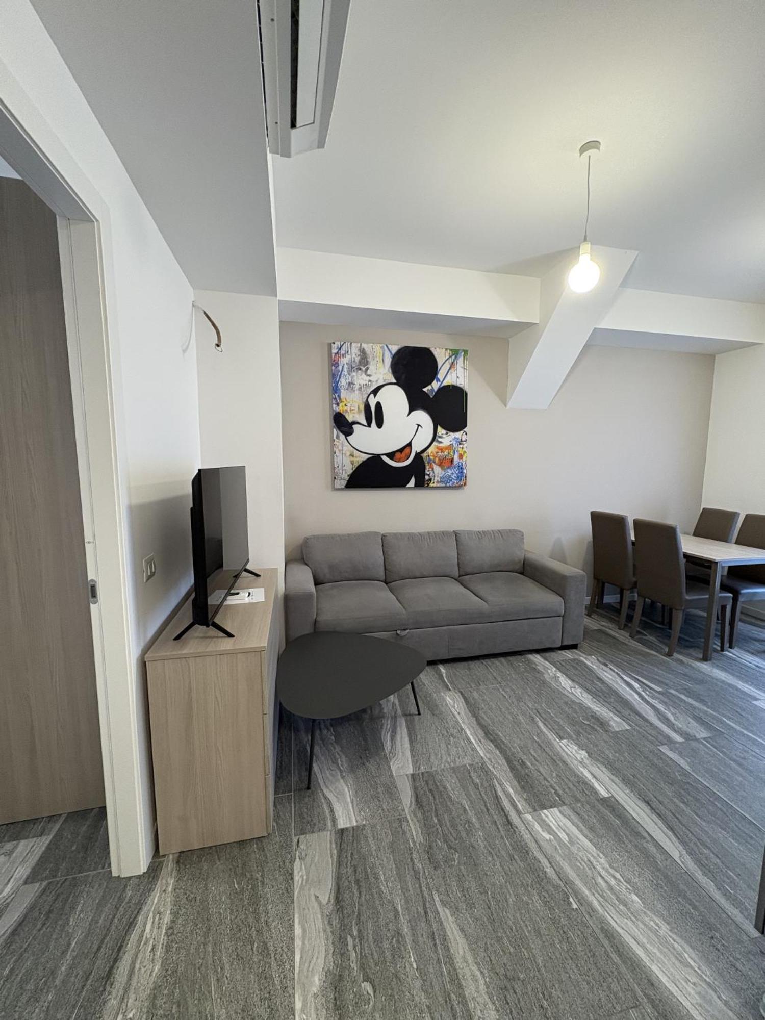 Essential Apartment Sesto San Giovanni Εξωτερικό φωτογραφία